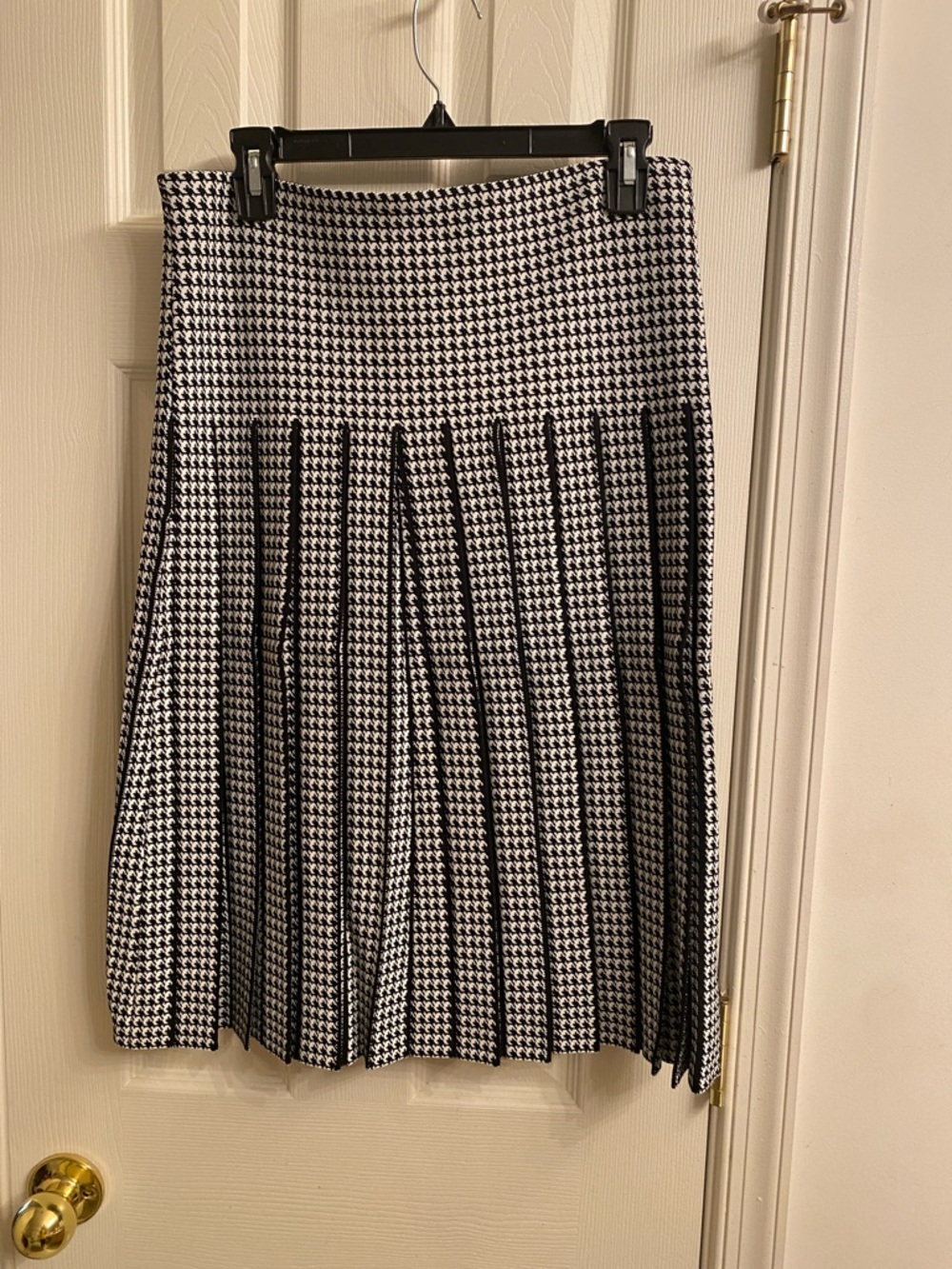 Aleeza Paris Black & White Houndstooth Pleated Midi Skirt